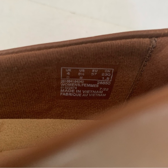 Clarks Womens Cora Meadow Slip On Brown Leather Loafers Flats US 6.5 M - Picture 9 of 10